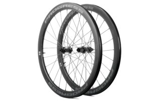 Airspeed A45 Disc 2025