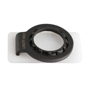 Llave de bolsillo para cassette y radios